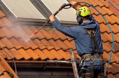Démoussage et hydrofuge de toiture à Étréham